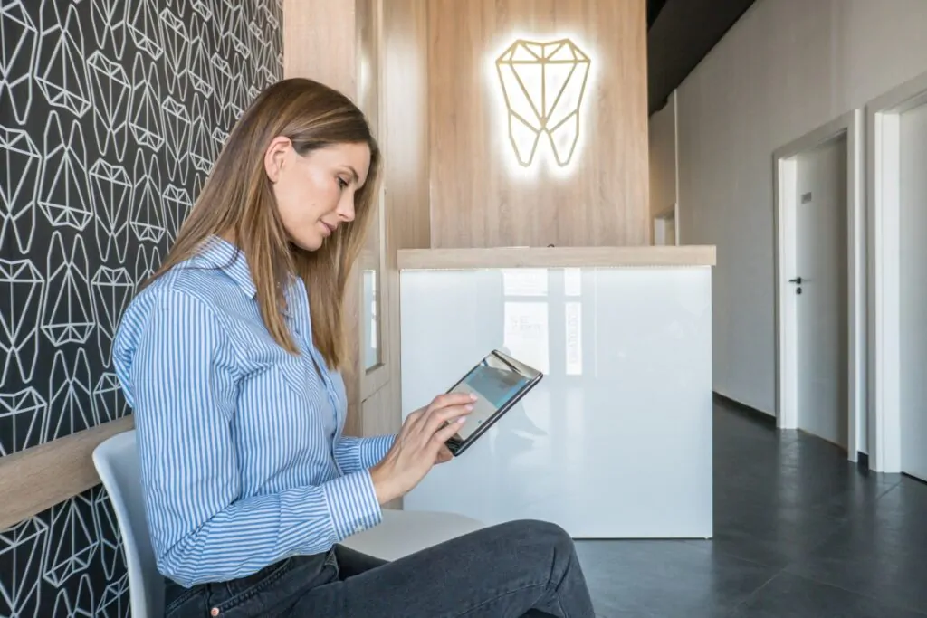 PureDent Stomatologia Estetyczna i Ortodoncja