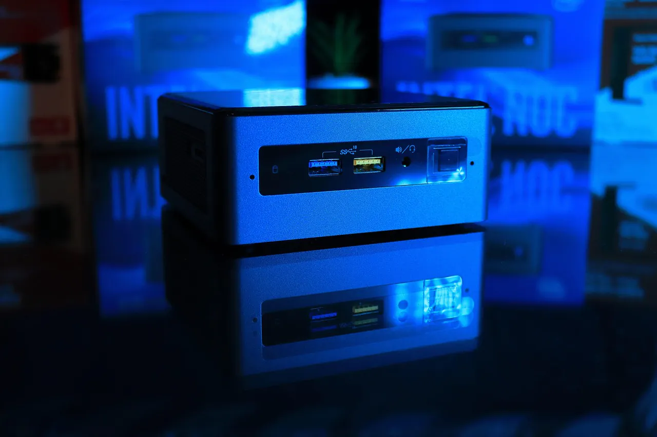 Dyski SSD i NVMe na serwerze – jak technologia dyskowa wpływa na wydajność witryny